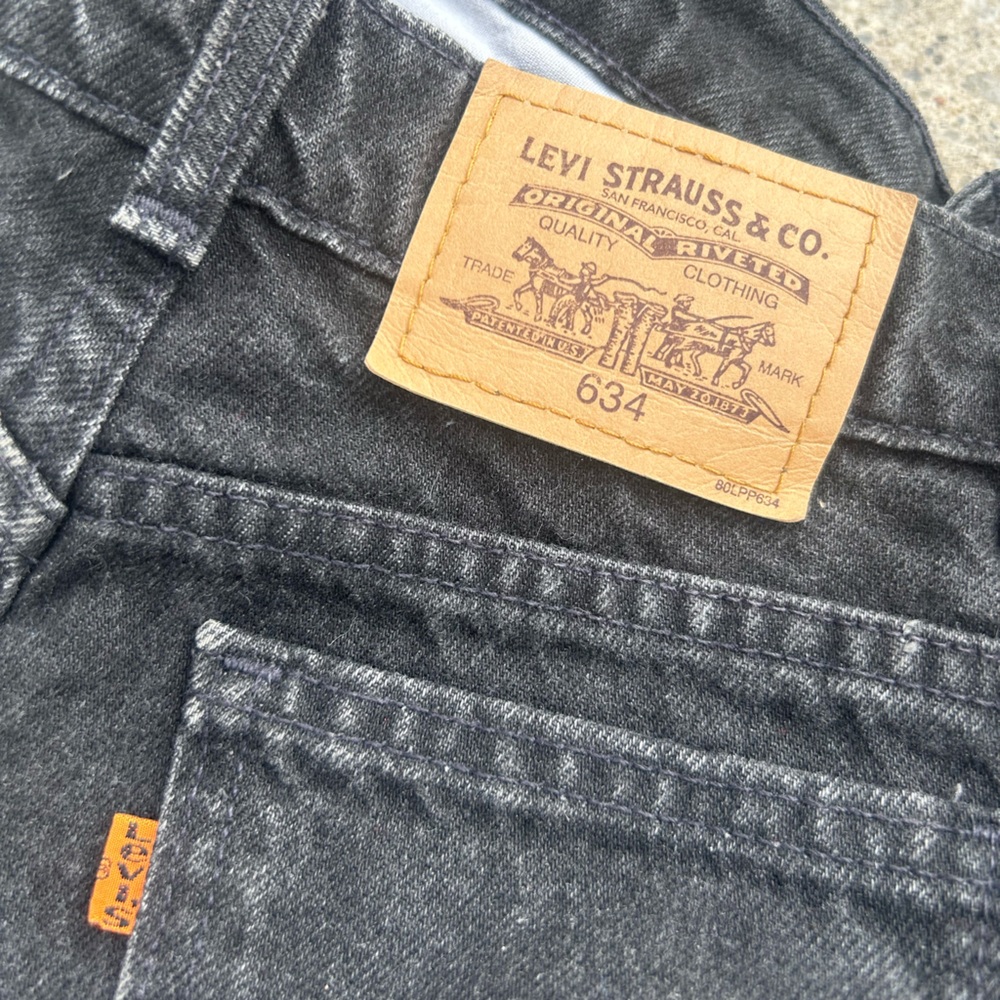 Levi’s Orange Tag